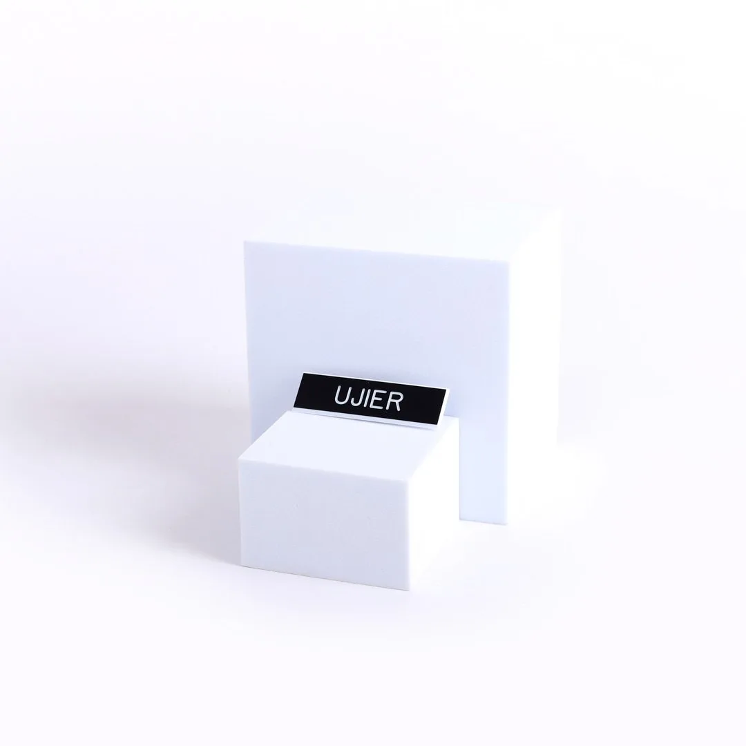 Badge metal Spanish Ujier/Usher Black Pin- Swanson Christian Products