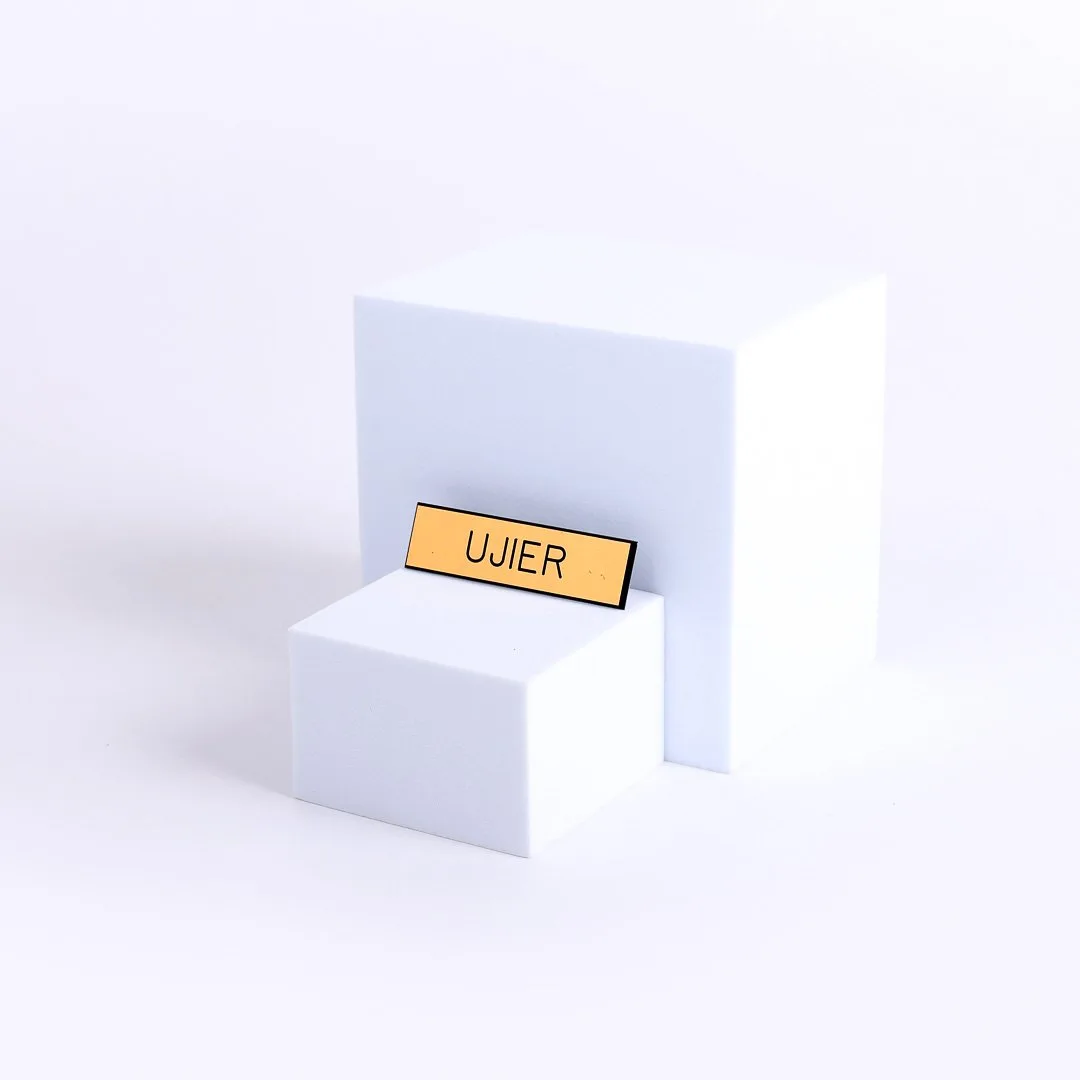 Badge metal Spanish Ujier/Usher Gold Pin- Swanson Christian Products