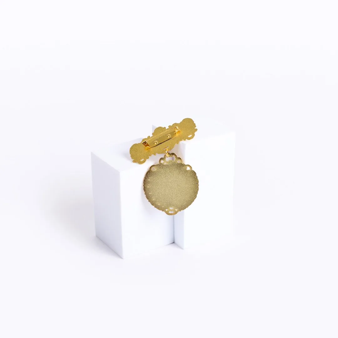 Badge Fancy Round Jr. Usher Praying Hands Welcome Pin