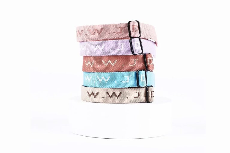 Read more about the article WWJD BRACELETS: Matching Jewelry with Your Outfit, Featuring the Meaningful WWJD Bracelet