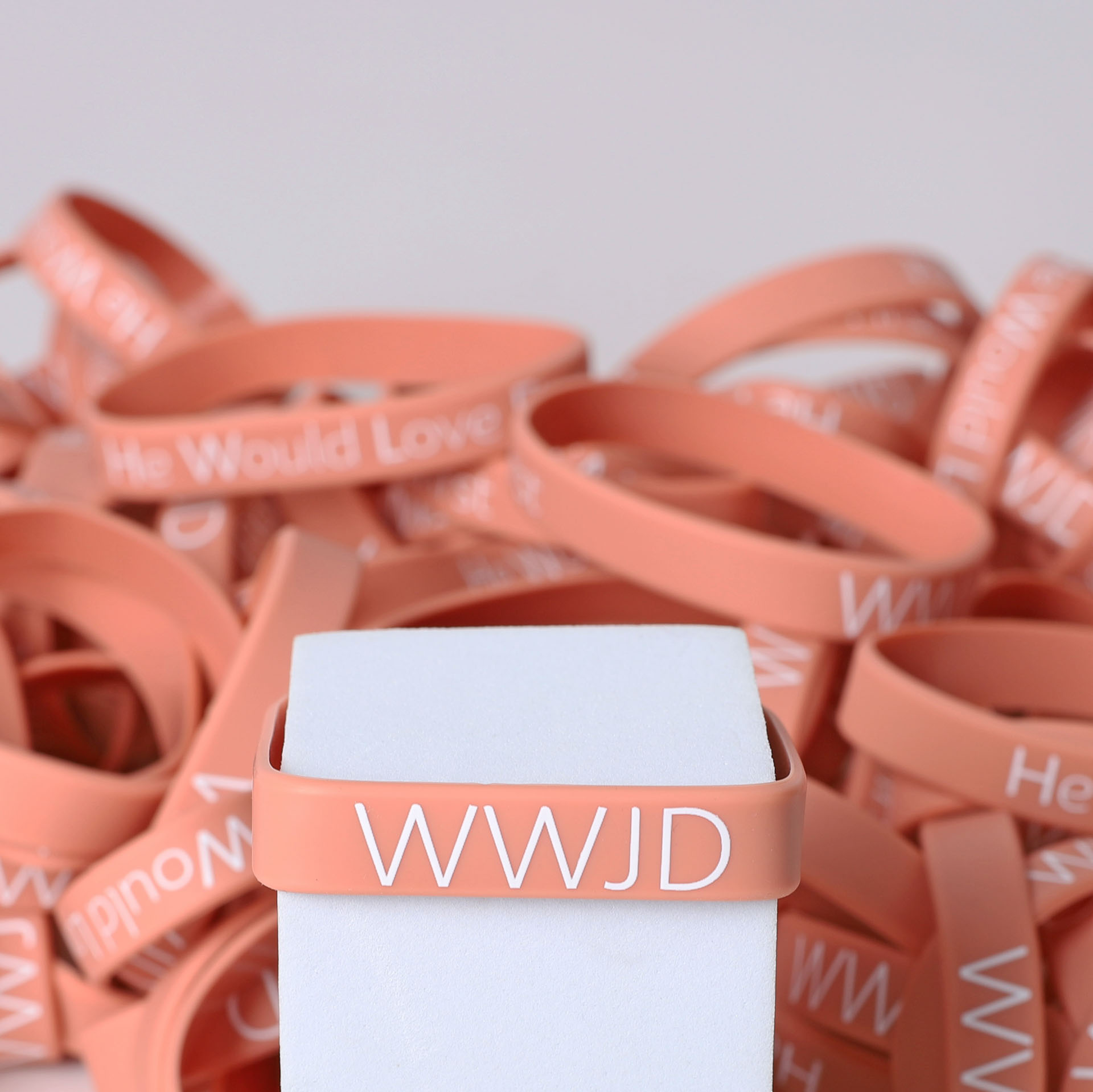 Bracelet Silicone - Wwjd He Would Lt - Terracotta - Pk100 | Swanson Christian Products