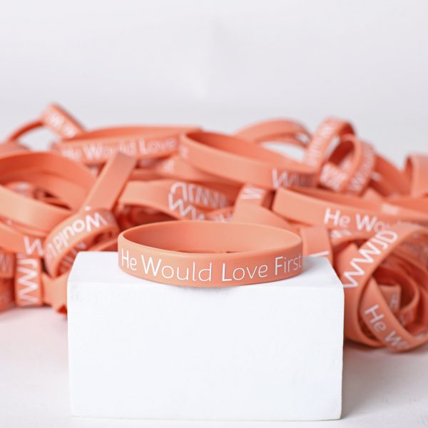 Bracelet Silicone - Wwjd He Would Lt - Terracotta - Pk100 | Swanson Christian Products