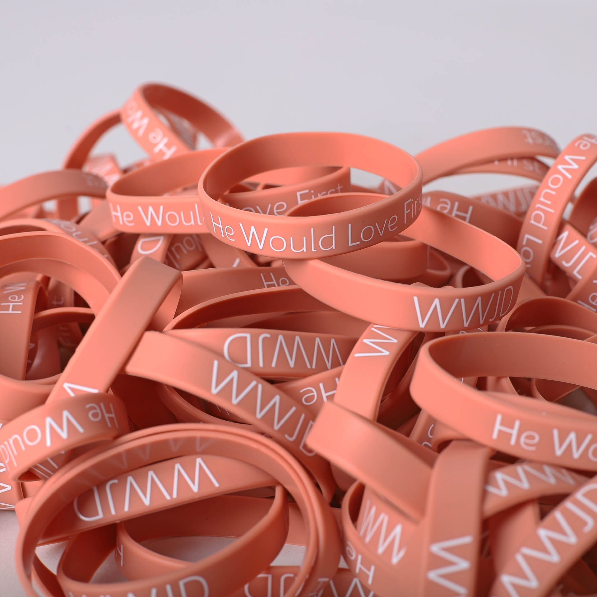 Bracelet Silicone - Wwjd He Would Lt - Terracotta - Pk100 | Swanson Christian Products