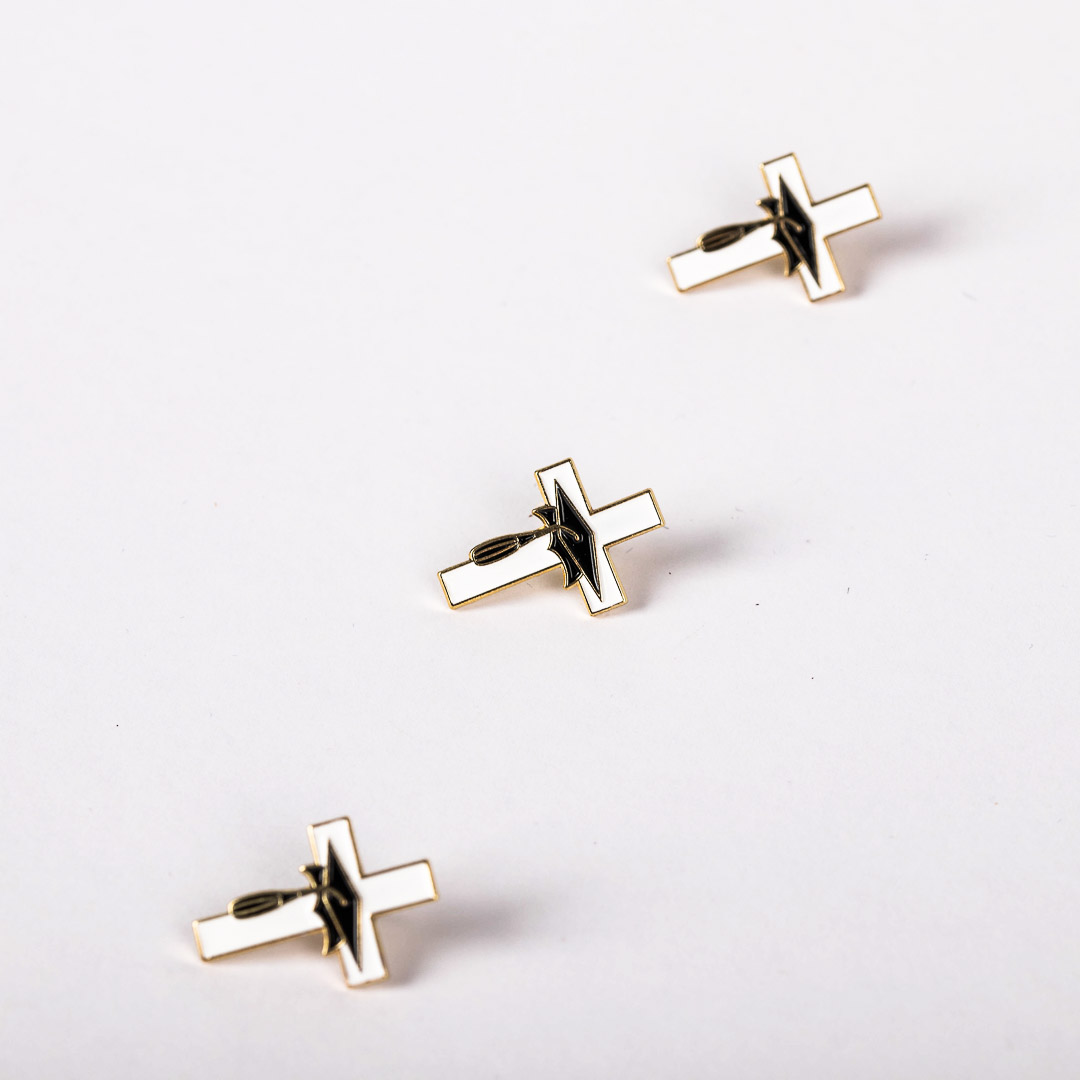 Lapel Pin Cross w/ Graduation Cap- Swanson Christian Products